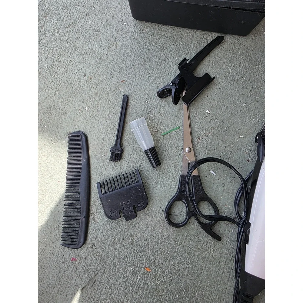 Wahl 20 Piece Haircutting Kit Model NAC Corded Clipper Set with‎ Storage Case Z1